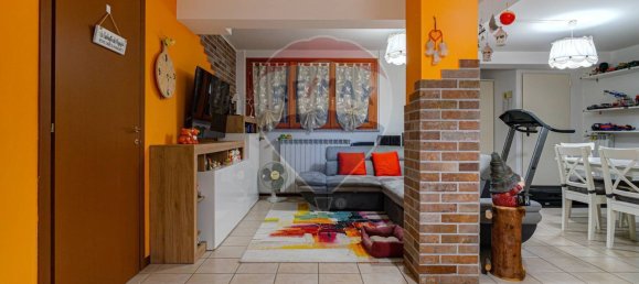 Квартира с 2 спальнями в Ро, Италия № 262191 23