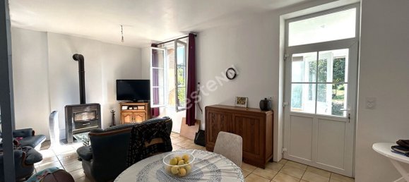 1 bedroom House in Baudres, France No. 252014 5