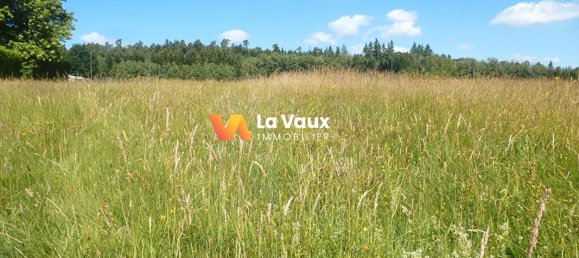 Земельный участок 7501м² в Лашапель, Франция № 91070 3