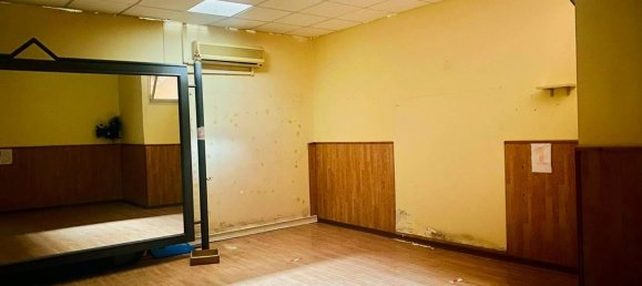 200m² Commercial property in Catania, Italy No. 285919 14