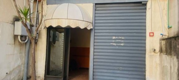 200m² Commercial property in Catania, Italy No. 285919 16