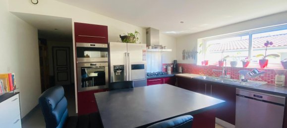 4 غرف نوم منزل في Longeves, France رقم 99390 7