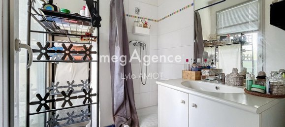 Studio in Carrieres-sous-Poissy, France, Nr. 362487 4