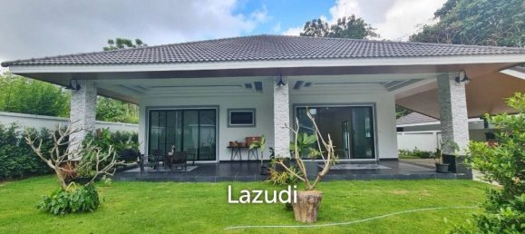 Café/restaurante de 4 dormitorios en Bang Sare, Thailand No. 15727 2