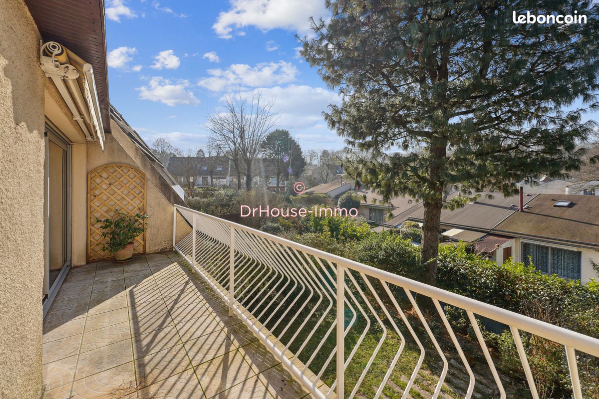 4 bedrooms House in Mery-sur-Oise, France No. 144860