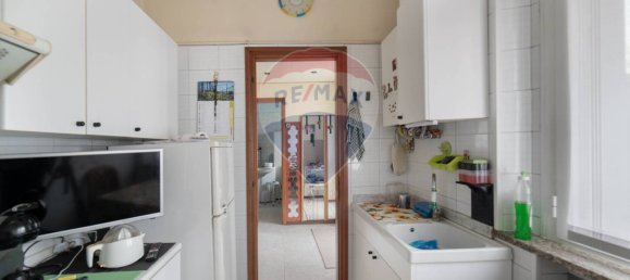 Дом с 3 спальнями в Бовизио Машаго, Италия № 191944 96