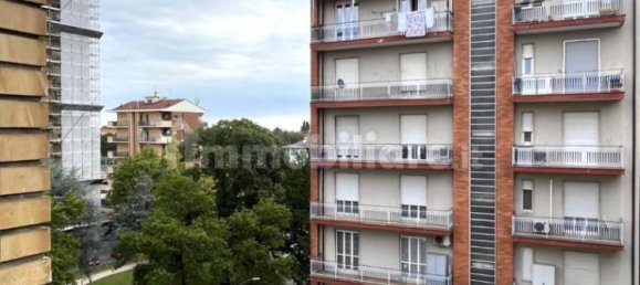 Apartamento de 2 dormitorios en Collegno, Italy No. 348406 15