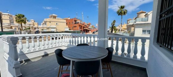 4 غرف نوم منزل في Alicante, Spain رقم 154330 16