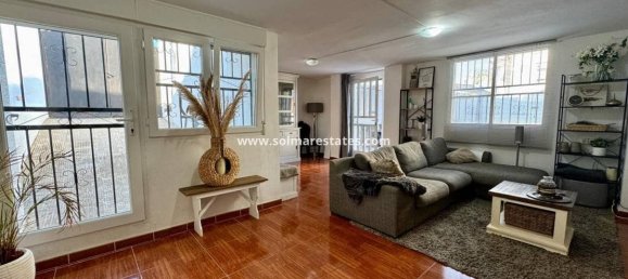 4 غرف نوم منزل في Alicante, Spain رقم 154330 6