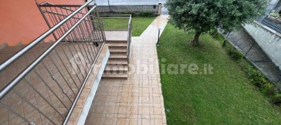 3 bedrooms House in Belfiore, Italy No. 360662 2