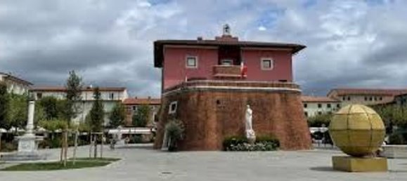 6 rooms Villa in Forte dei Marmi, Italy No. 194187 27