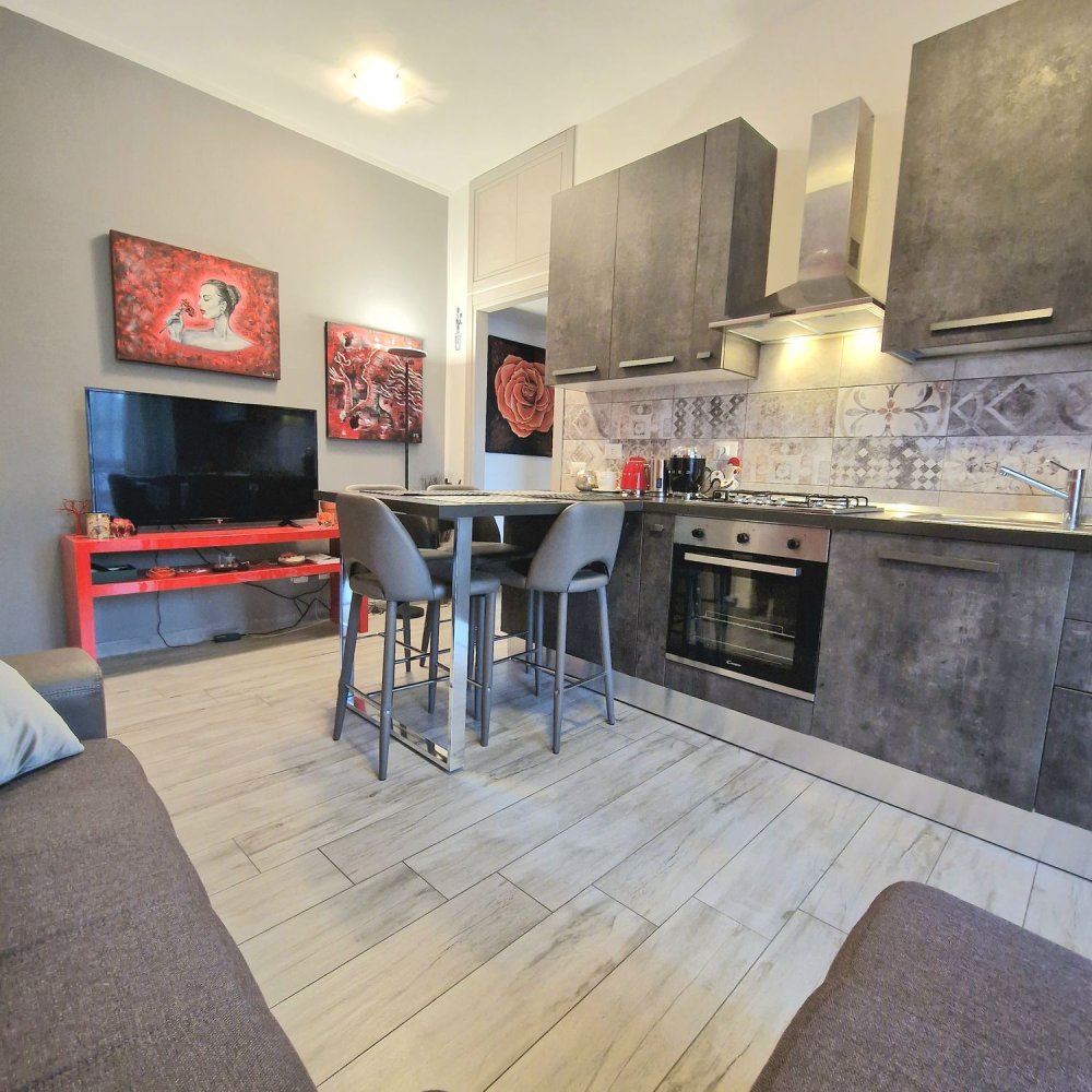 2 rooms Apartment in Milan, Italy No. 314162