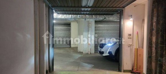 18m² Garage in Salerno, Italy No. 338844 6