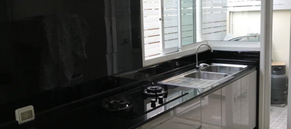 3 Schlafzimmer Bungalow in Bangkok, Thailand, Nr. 7348 16