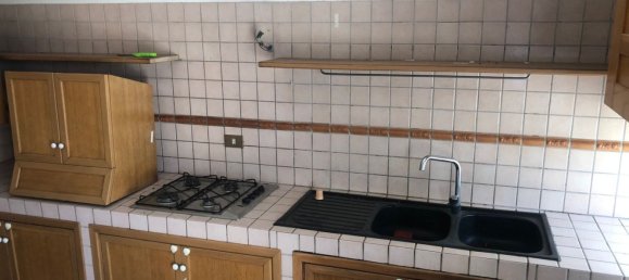 4 rooms House in Moscufo, Italy No. 180645 46