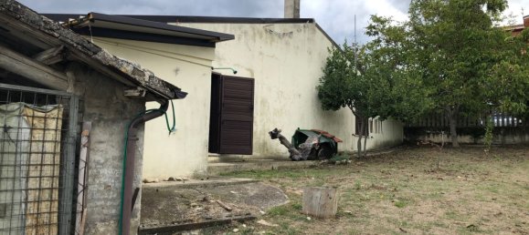 4 rooms House in Moscufo, Italy No. 180645 14