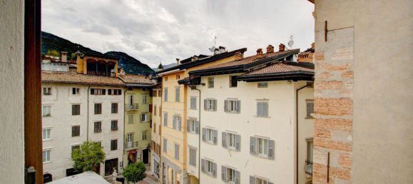 3 rooms Apartment in Trento, Italy No. 279605 10