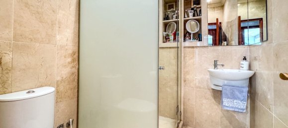 4 bedrooms Villa in Estepona, Spain No. 23634 8