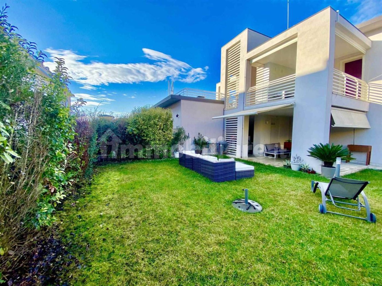2 bedrooms Apartment in Peschiera del Garda, Italy No. 70253