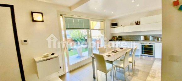 2 bedrooms Apartment in Peschiera del Garda, Italy No. 70253 2