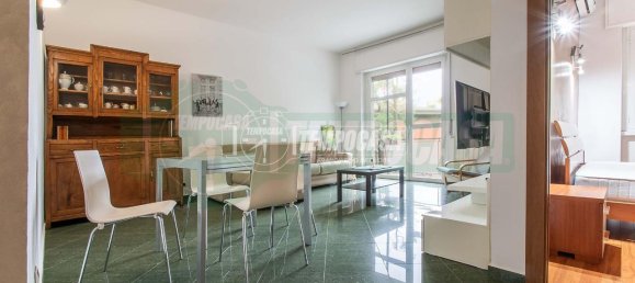 2-salle Appartement à Lainate, Italy No. 34911 14