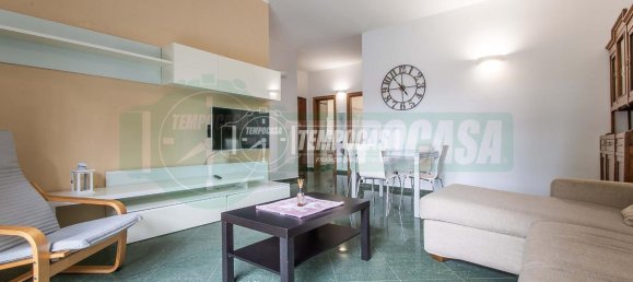 2-salle Appartement à Lainate, Italy No. 34911 16