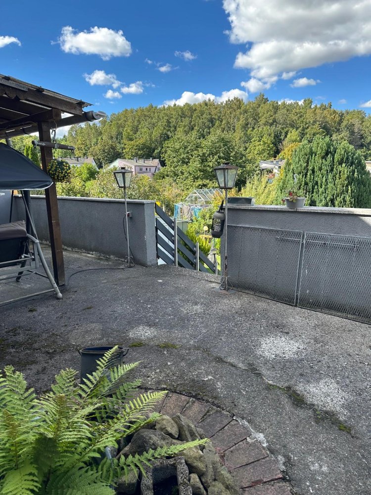 2 bedrooms House in Hof, Germany No. 309725