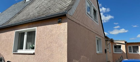 2 bedrooms House in Hof, Germany No. 309725 2