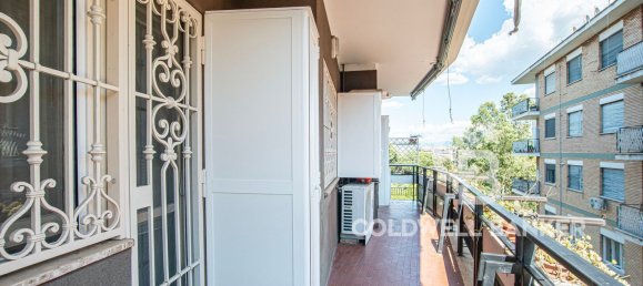 5-salle Appartement à Rome, Italy No. 260998 4