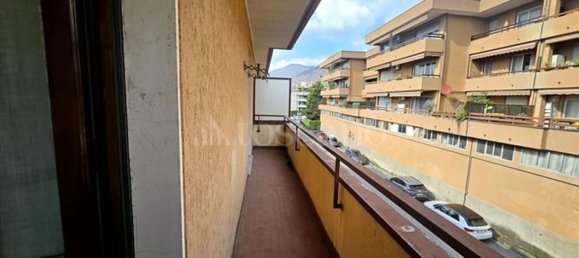 5 rooms Apartment in Como, Italy No. 2336 20