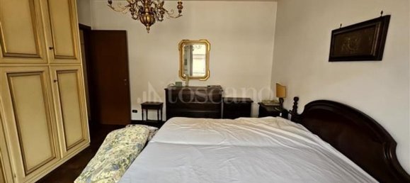 5 rooms Apartment in Como, Italy No. 2336 25