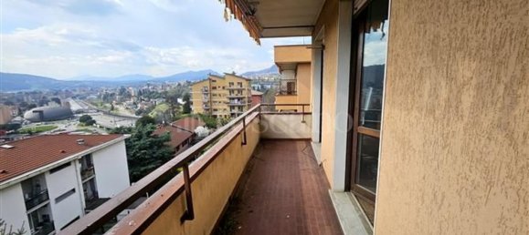 5 rooms Apartment in Como, Italy No. 2336 27