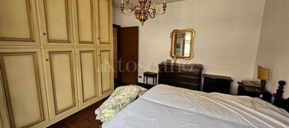 5 rooms Apartment in Como, Italy No. 2336 24