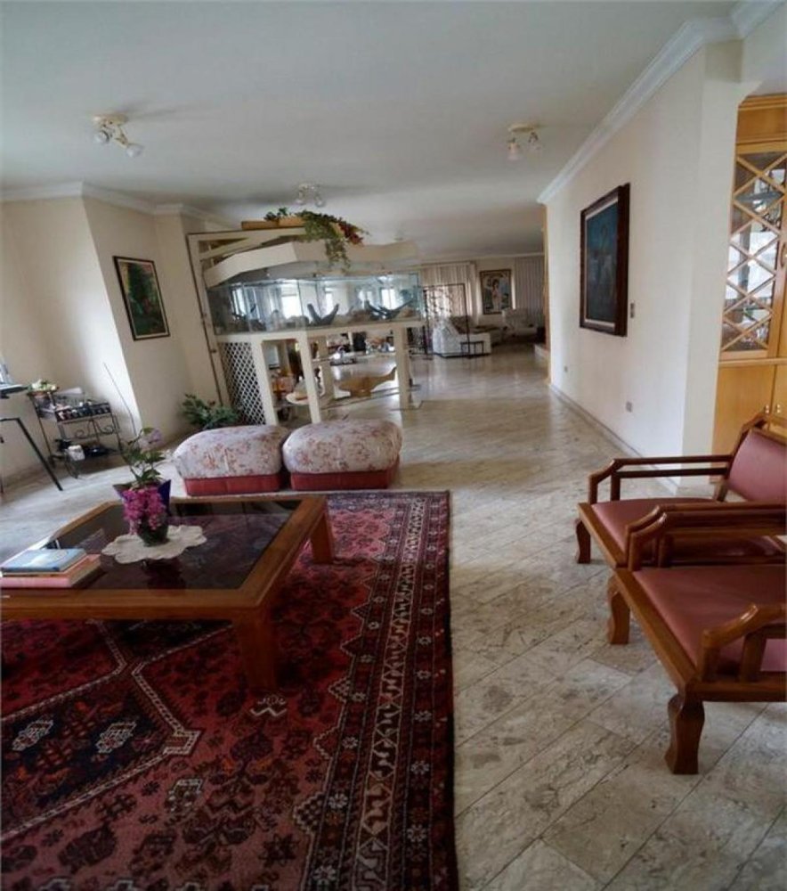 Casa de 4 dormitorios en Sao Paulo, Brazil No. 471317