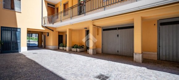3 rooms Apartment in Galbiate, Italy No. 336423 23