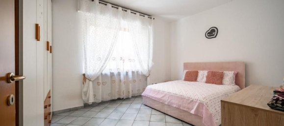 3 rooms Apartment in Galbiate, Italy No. 336423 12