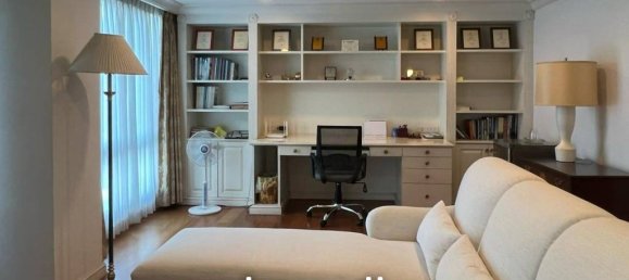 4 bedrooms Cafe / restaurant in Bangkok, Thailand No. 19443 6