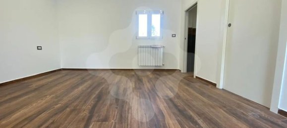 Casa de 3 habitaciónes en Bari, Italy No. 77951 19