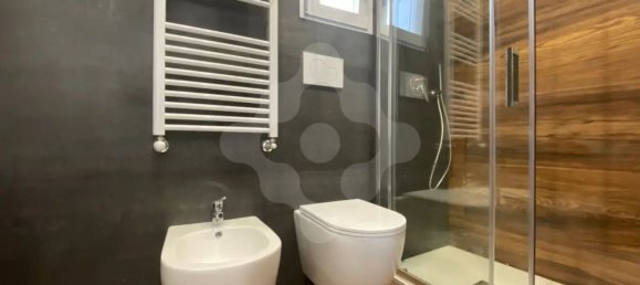 Casa de 3 habitaciónes en Bari, Italy No. 77951 12