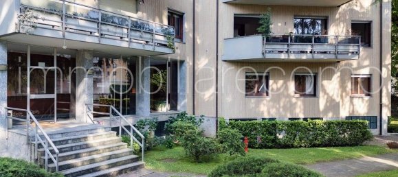 5 rooms Office in Como, Italy No. 323273 3