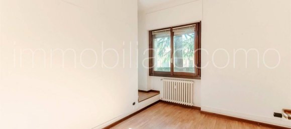 5 rooms Office in Como, Italy No. 323273 9