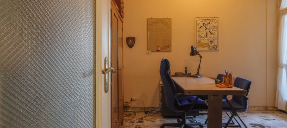 3 Schlafzimmer Wohnung in Turin, Italy, Nr. 55282 16