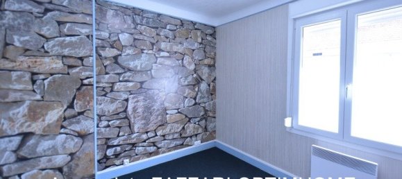 5 chambres Maison de ville à Nepvant, France No. 66938 12