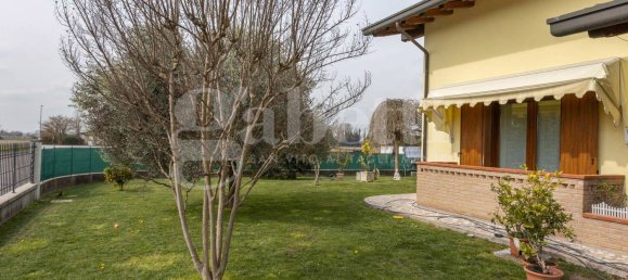 3 bedrooms Villa in Pordenone, Italy No. 56529 41