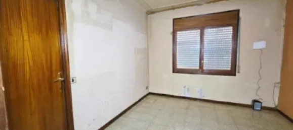 Apartamento de 3 dormitorios en Portbou, Spain No. 165786 3
