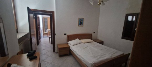 2 bedrooms Apartment in Venegono Superiore, Italy No. 326724 13