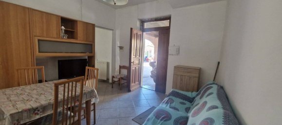 2 bedrooms Apartment in Venegono Superiore, Italy No. 326724 7