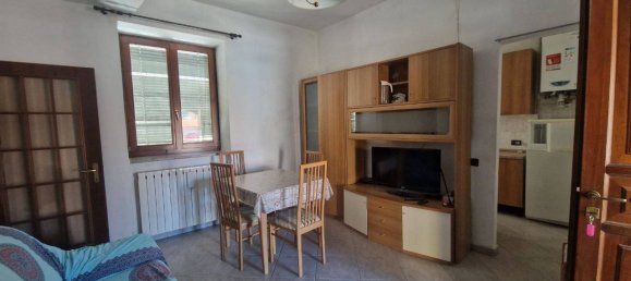 2 bedrooms Apartment in Venegono Superiore, Italy No. 326724 8