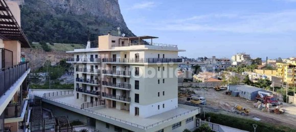 Gewerbliche Immobilie in Palermo, Italy 1300m², Nr. 52181 3