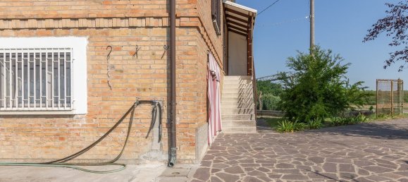 6 bedrooms House in Bagnacavallo, Italy No. 322764 3